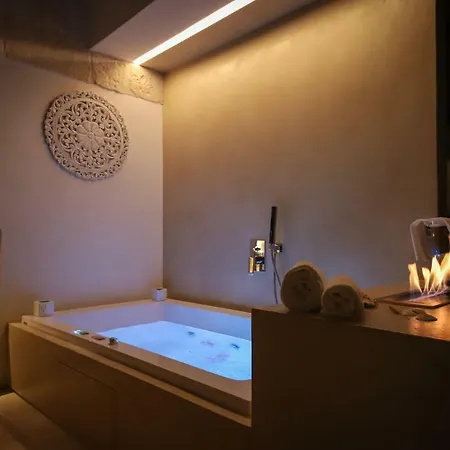 Apartment 52 Monopoli